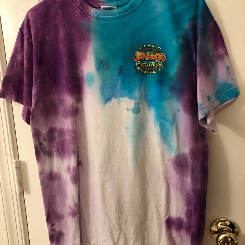 Tye-dyed Jimmys Buffet tee shirt